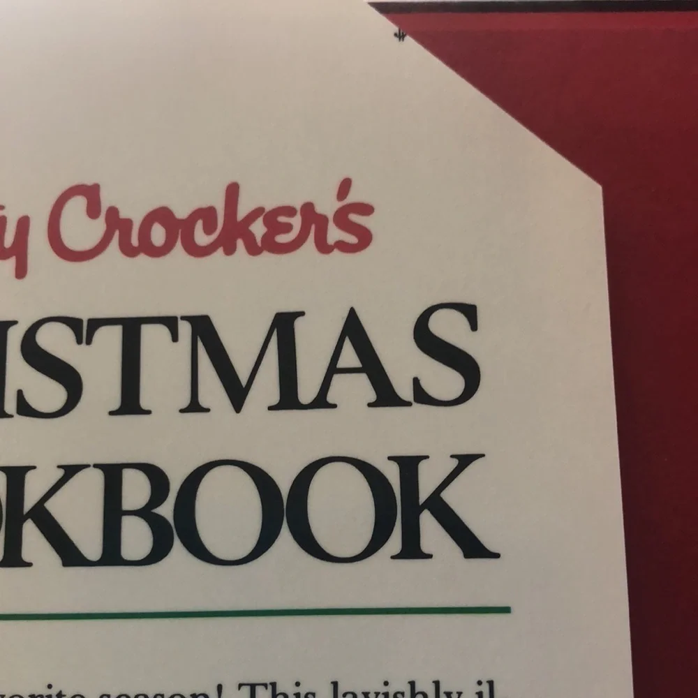 VTG Betty Crocker’s Christmas Cookbook 1988 Hardcover 400 Recipes 192 Pages